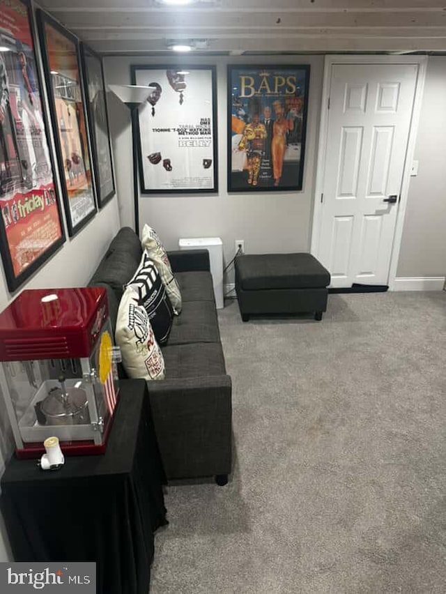 1528 N Ellamont St, Baltimore, MD 21216 - view of carpeted living room