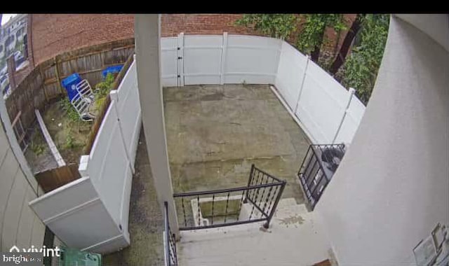 1528 N Ellamont St, Baltimore, MD 21216 - view of stairs