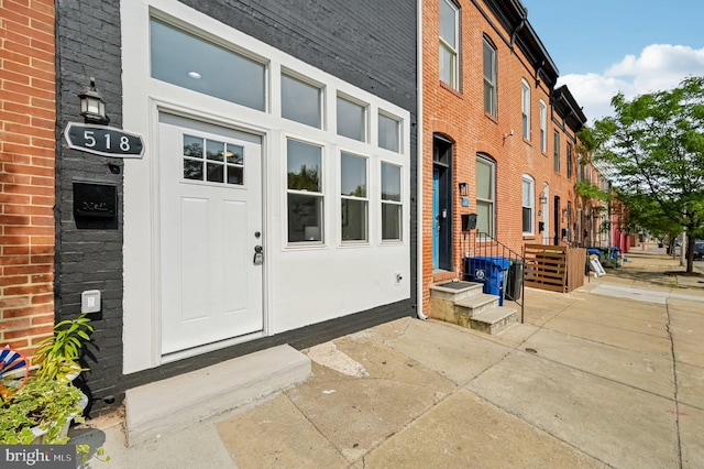 518 N Patterson Park Ave, Baltimore, MD 21205 - view of property entrance
