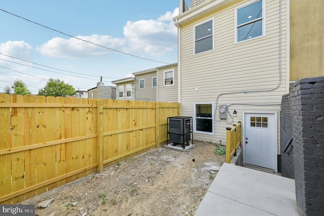 518 N Patterson Park Ave, Baltimore, MD 21205 - view of back of house