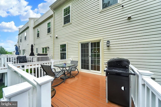 8346 Daydream Cres, Pasadena, MD 21122 - deck with outdoor dining area and area for grilling