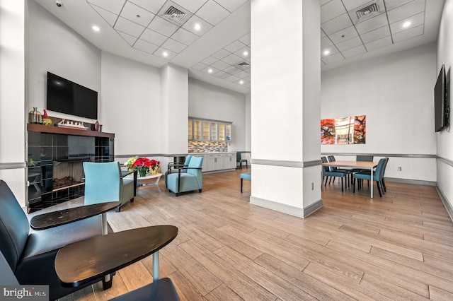 901 N Penn St Unit F2003, Philadelphia, PA 19123 - common area with a paneled ceiling and a high ceiling