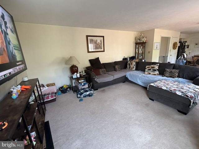 530 Glenhaven Dr, Glenshaw, PA 15116 - view of carpeted living room