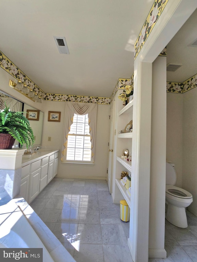721 Kincaid Mills Ln, Wallingford, PA 19086 - full bath with vanity and toilet