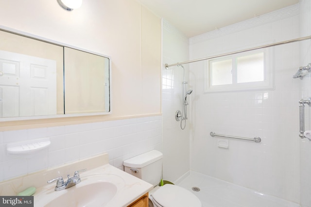 2000 Longview Ct, Baltimore, MD 21237 - full bath featuring a tile shower, tile walls, and vanity