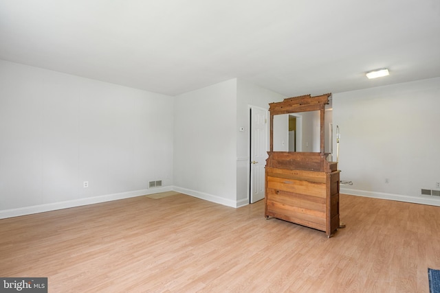 2000 Longview Ct, Baltimore, MD 21237 - spare room featuring light wood-style floors and baseboards