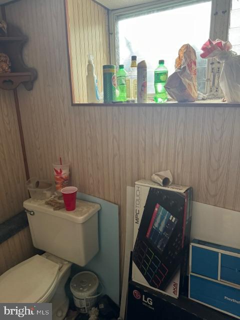 4146 Robbins Ave, Philadelphia, PA 19135 - half bath with toilet and plenty of natural light