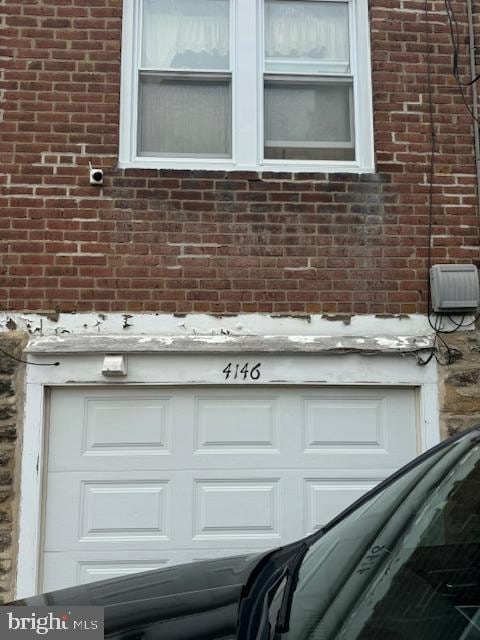 4146 Robbins Ave, Philadelphia, PA 19135 - view of garage