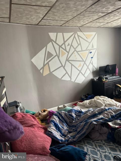 4146 Robbins Ave, Philadelphia, PA 19135 - bedroom featuring a drop ceiling