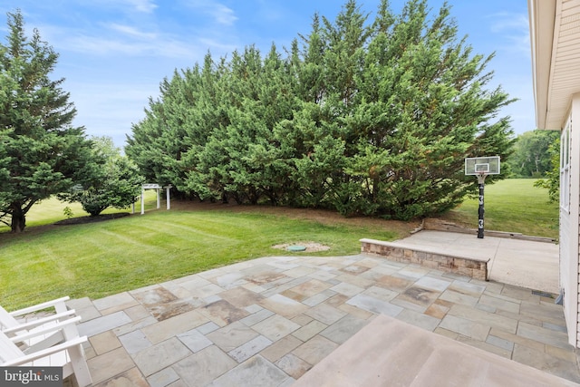 5204 Muirfield Dr, Ijamsville, MD 21754 - view of green lawn featuring a patio