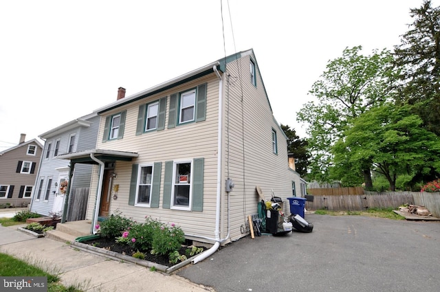 81 Jarvis St, Pemberton, NJ 08068 - multi unit property with a chimney
