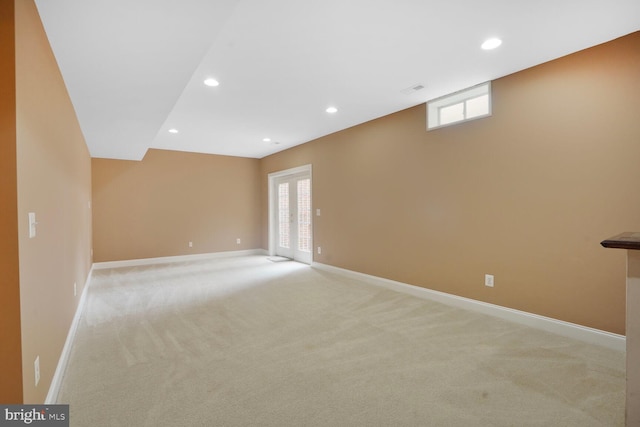 5438 Sherman Oaks Ct, Haymarket, VA 20169 - spare room featuring recessed lighting and light carpet
