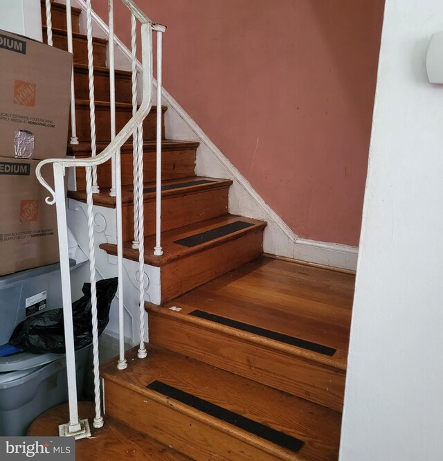 2321 13th Pl NE, Washington, DC 20018 - view of stairway