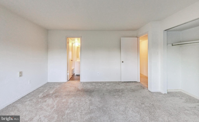 6 Monroe St Unit 6-101, Rockville, MD 20850 - unfurnished bedroom featuring carpet floors, ensuite bathroom, and a closet
