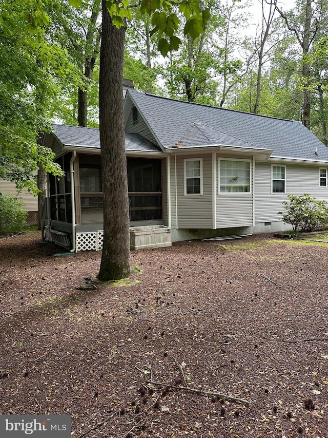 38 Garrett Dr, Ocean Pines, MD 21811 - single story home with a sunroom, crawl space, and roof with shingles
