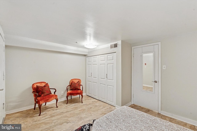 1017 Spruce St Unit C, Philadelphia, PA 19107 - sitting room featuring baseboards