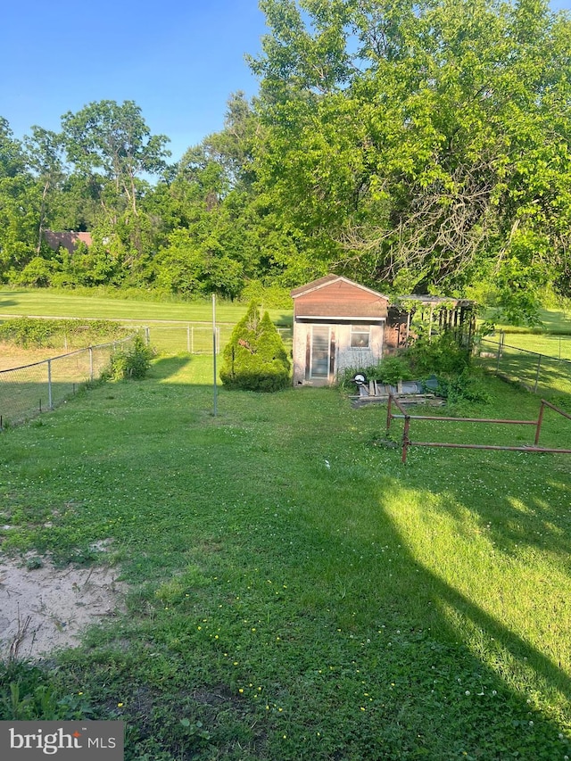 1969 Victory Dr, Baltimore, MD 21227 - view of yard with an outdoor structure