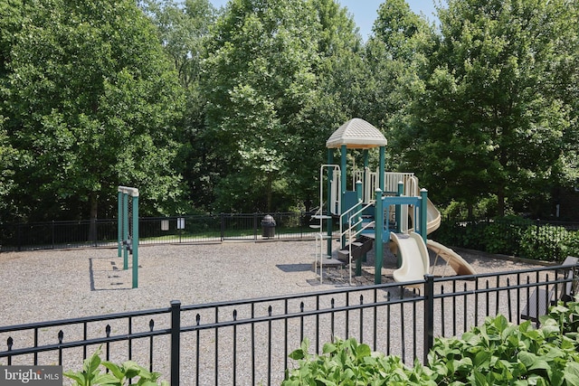 400 Blue Flax Pl, Gaithersburg, MD 20878 - view of community playground
