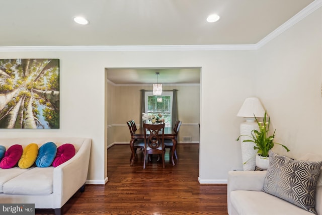 8600 Fox Run, Potomac, MD 20854 - dining area featuring dark wood-type flooring, ornamental molding, and recessed lighting