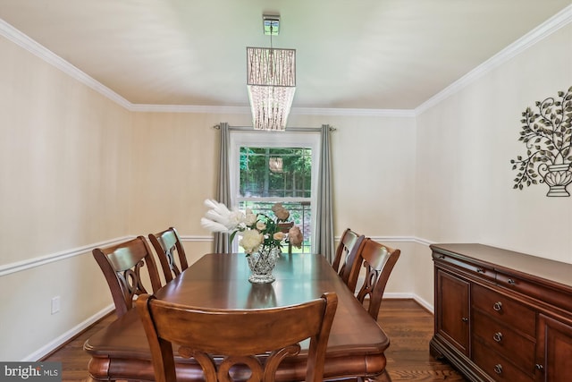 8600 Fox Run, Potomac, MD 20854 - dining space featuring a chandelier, ornamental molding, and dark wood-style flooring