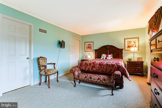 1027 Fredrick Blvd, Reading, PA 19605 - bedroom featuring light colored carpet, crown molding, and baseboards