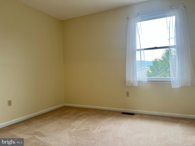 28 Willow Way Dr, Enola, PA 17025 - unfurnished room featuring carpet and baseboards
