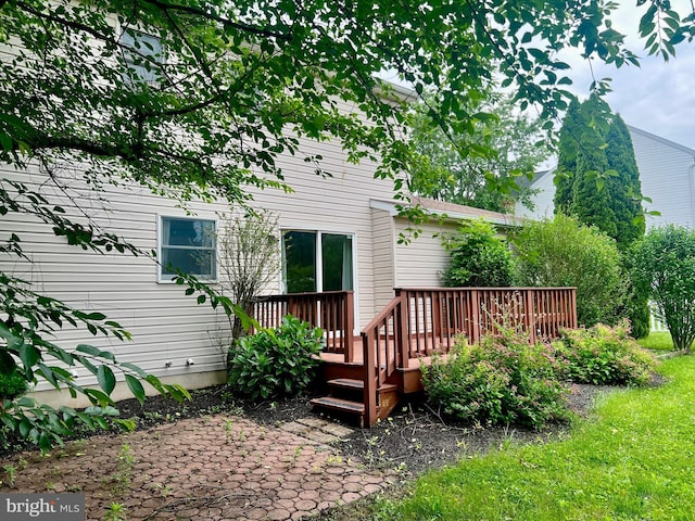 28 Willow Way Dr, Enola, PA 17025 - rear view of house with a deck and a patio area