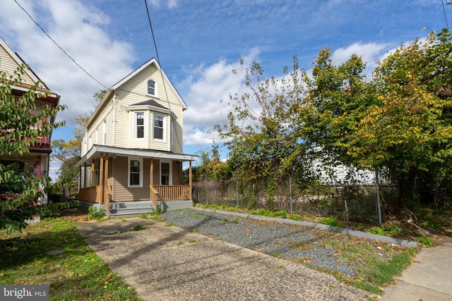 3414 Old York Rd, Baltimore, MD 21218 - view of front of house featuring a porch