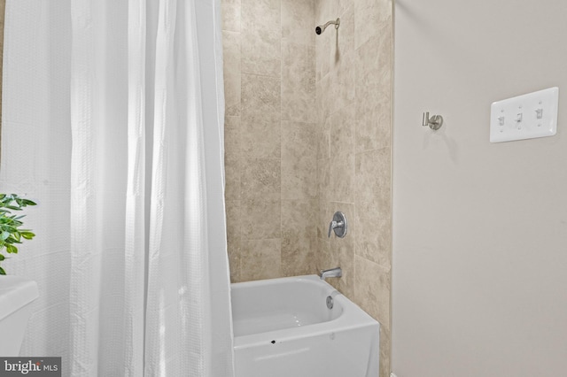 3414 Old York Rd, Baltimore, MD 21218 - bathroom featuring toilet and shower / bath combination with curtain