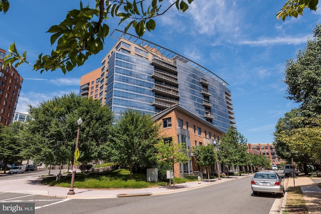 2001 15th St N Unit 1005, Arlington, VA 22201 - view of property
