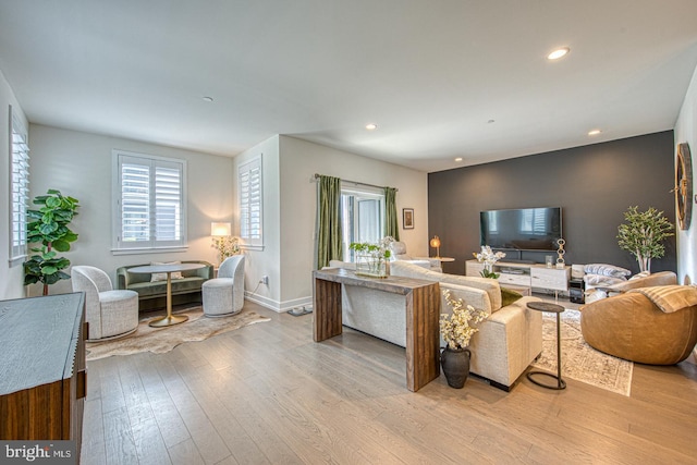 1001 Lakeview Ct Unit 1001, King Of Prussia, PA 19406 - living room with wood finished floors and recessed lighting