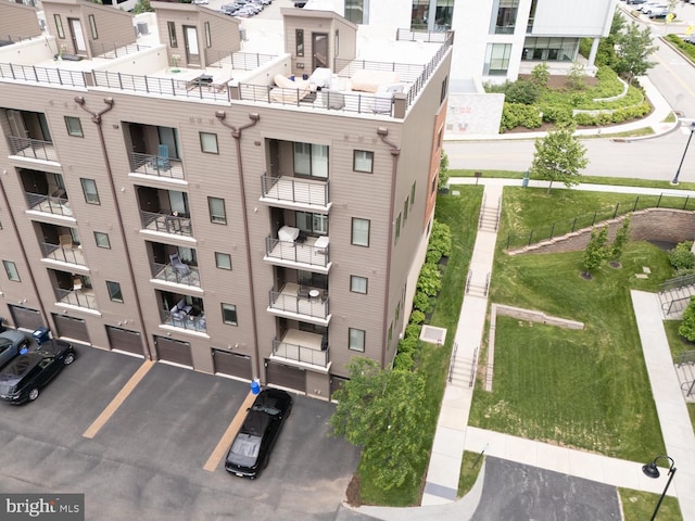 1001 Lakeview Ct Unit 1001, King Of Prussia, PA 19406 - view of apartment building / complex featuring uncovered parking