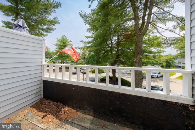 1004 Berwyck Ct, Sicklerville, NJ 08081 - view of balcony
