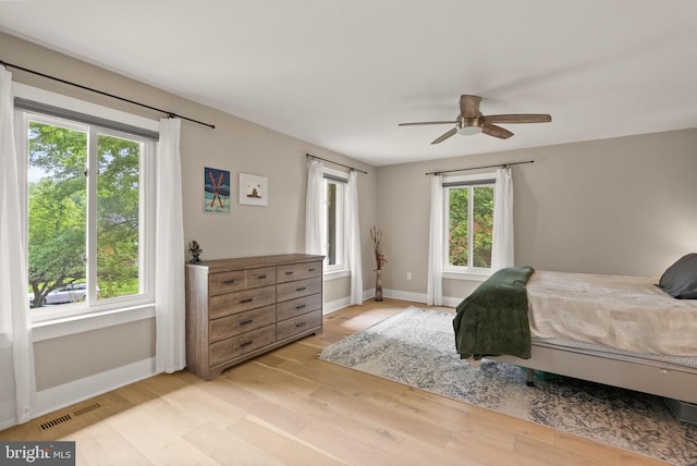 7816 Wendy Ridge Ln, Annandale, VA 22003 - bedroom featuring light wood-style floors, baseboards, and ceiling fan