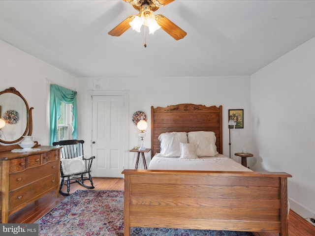 140 Delaware Ave, Laurel, DE 19956 - bedroom with wood finished floors and ceiling fan