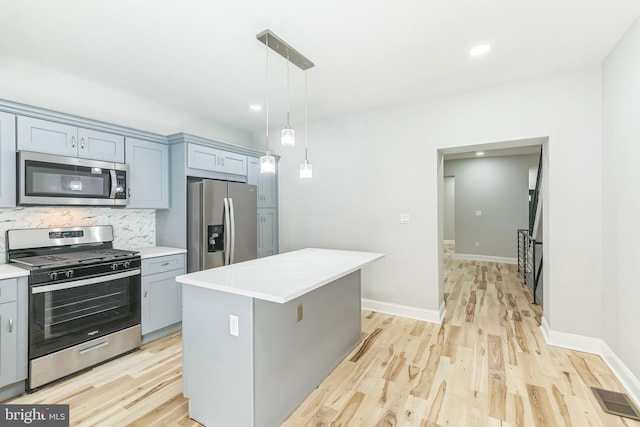 837 S 51st St, Philadelphia, PA 19143