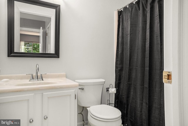 303 Green Meadow Ln, Horsham, PA 19044 - bathroom featuring vanity and curtained shower