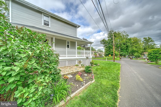 320 Pearl Ave, Horsham, PA 19044 - view of home's exterior with covered porch and a yard