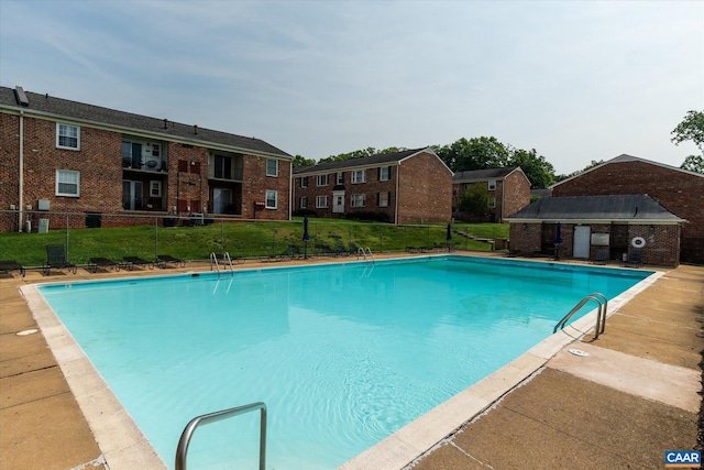 2405 Barracks Ct Unit 2, Charlottesville, VA 22901 - view of community pool