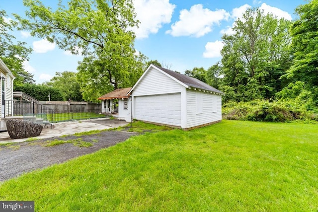 73 Fairfield Ave, Lawrence, NJ 08648 - view of yard with an outdoor structure and a detached garage