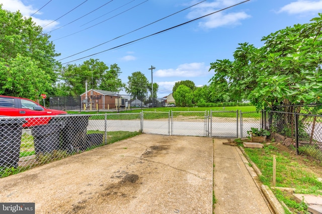 8450 Kavanagh Rd, Dundalk, MD 21222 - view of yard with a gate
