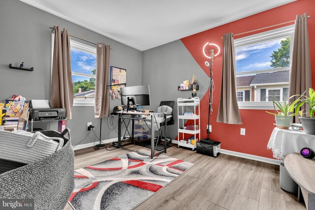 2821 Banks Ct, Dumfries, VA 22026 - office featuring wood finished floors and baseboards