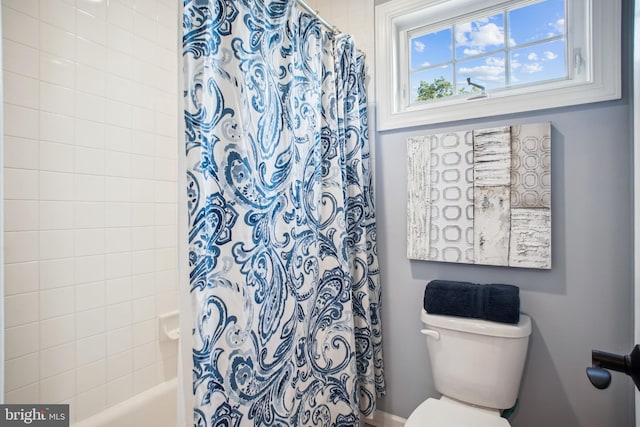 18510 Barton Creek Pl, Leesburg, VA 20176 - bathroom with toilet and shower / bath combo with shower curtain