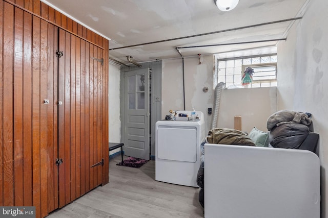3537 Chippendale Ave, Philadelphia, PA 19136 - laundry room with washer / clothes dryer and light wood-type flooring