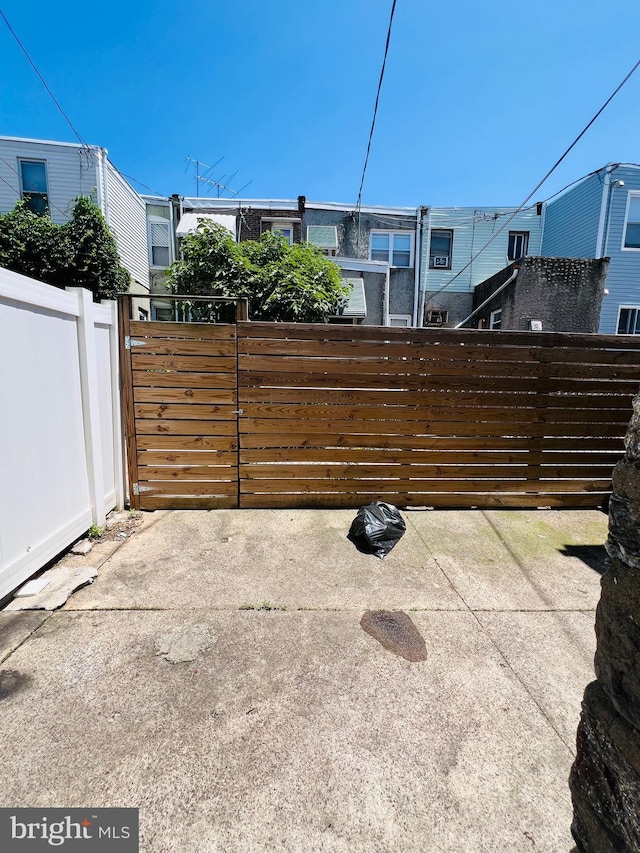 1609 S 28th St, Philadelphia, PA 19145 - view of patio