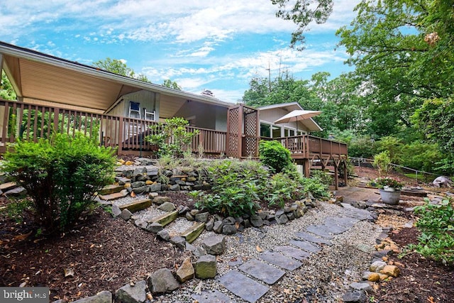 2301 N Tracy St, Alexandria, VA 22311 - rear view of house with a deck