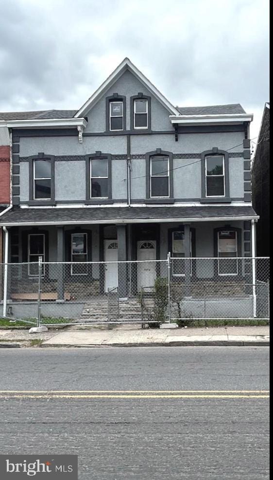 108 Chambers St, Trenton, NJ 08609 - townhome / multi-family property with stucco siding