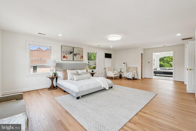 9309 Bells Mill Rd, Potomac, MD 20854 - bedroom featuring light wood-type flooring and recessed lighting