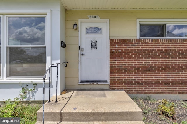 2306 Louise Ave, Baltimore, MD 21214 - entrance to property with brick siding