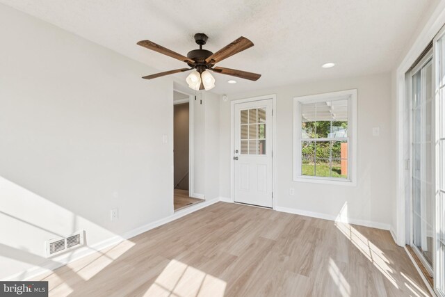 1611 Hudson Hollow Rd, Stephens City, VA 22655 - unfurnished room with light wood-type flooring, recessed lighting, and ceiling fan